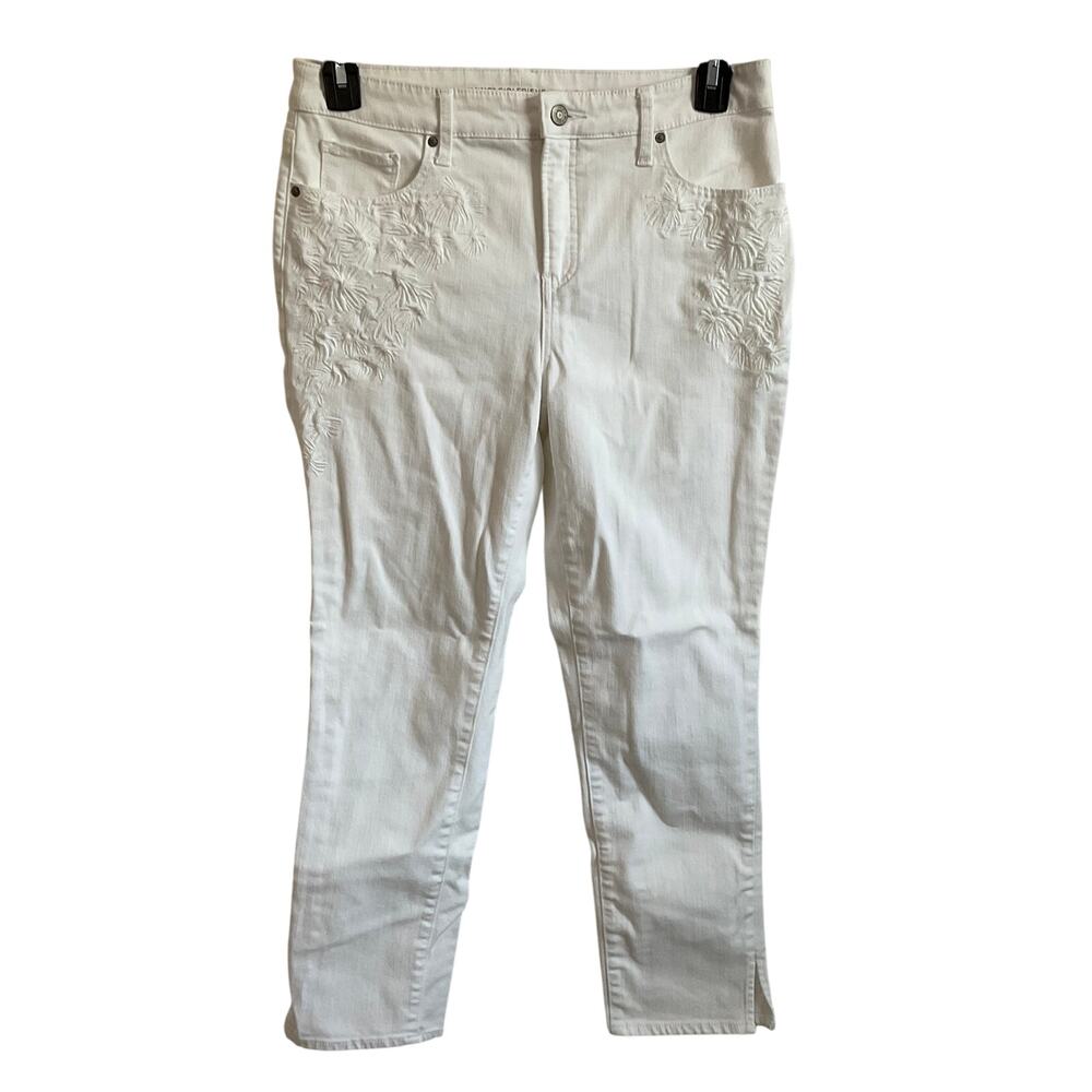 Chico’s So Slimming Girlfriend Slim‎ Leg Ankle White Embroidered Jeans - Size 6